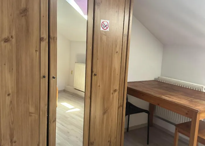 A Private In Center In Pressburg